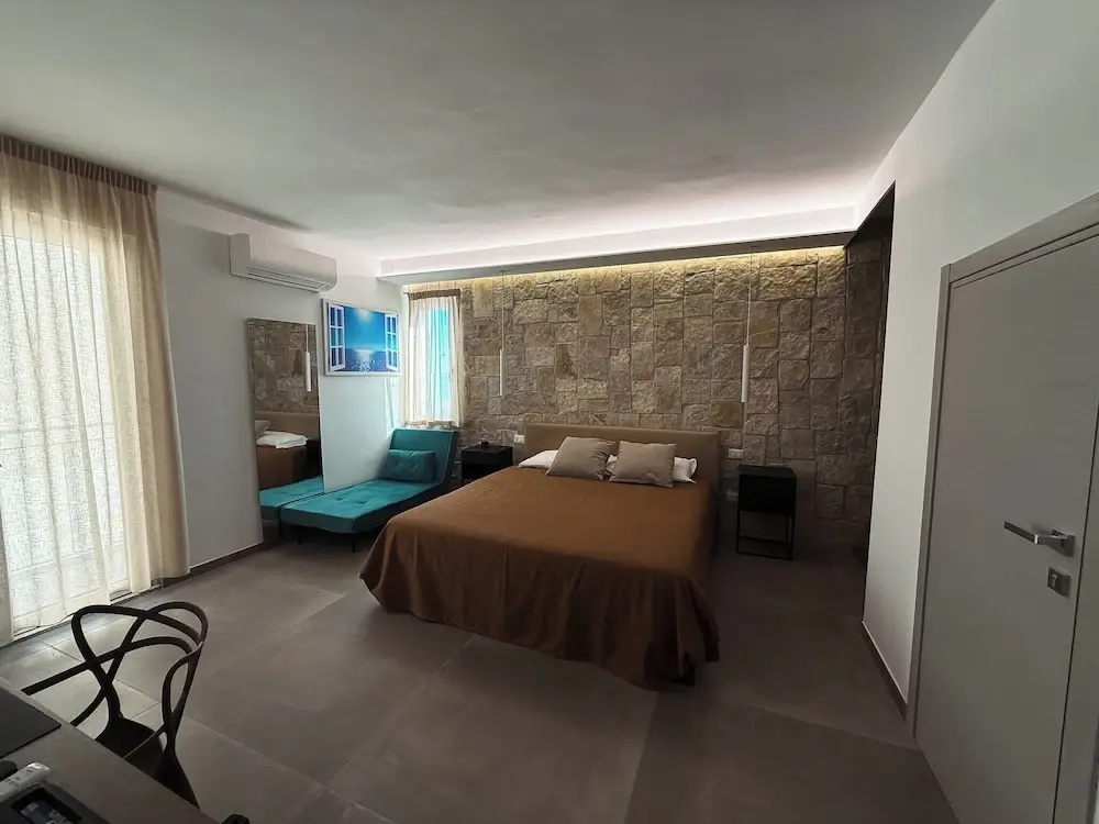 Deluxe Suite with balcony and with sea view