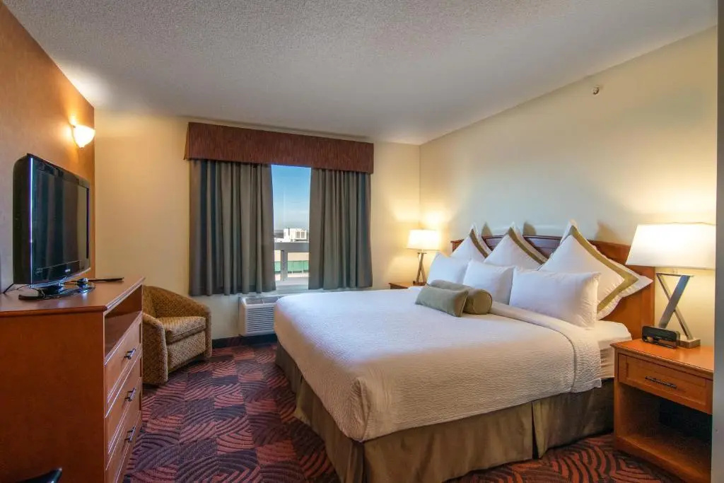 Service Plus Inns and Suites Calgary - Chambres