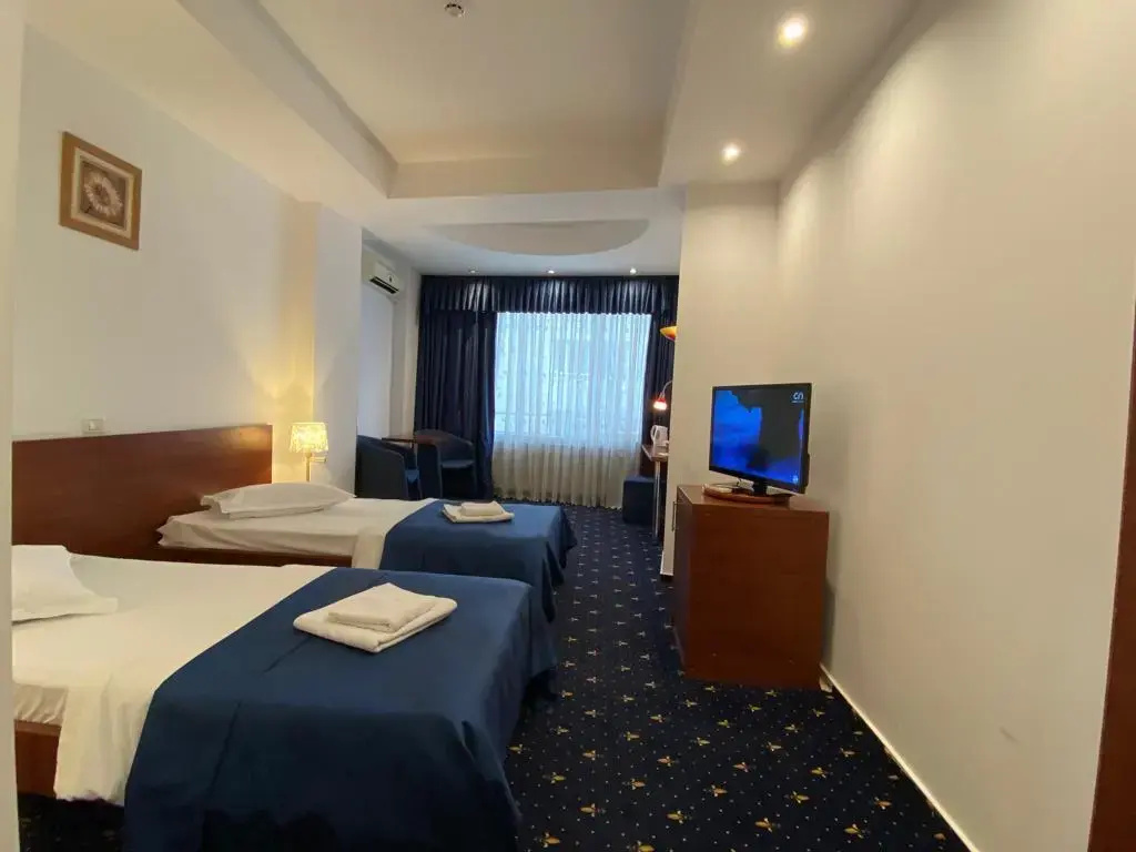 Hotel photo 12