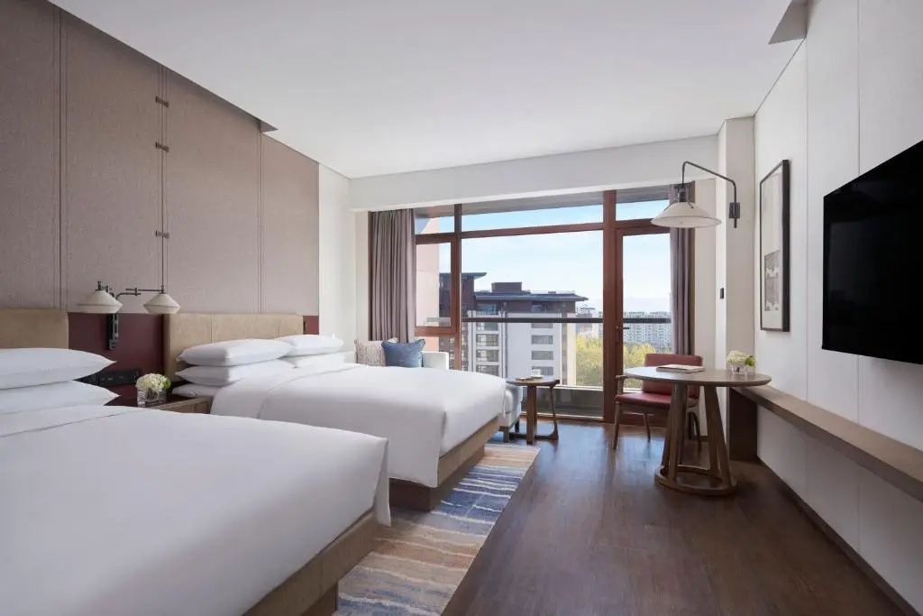 Standard Double Club room (twin beds)