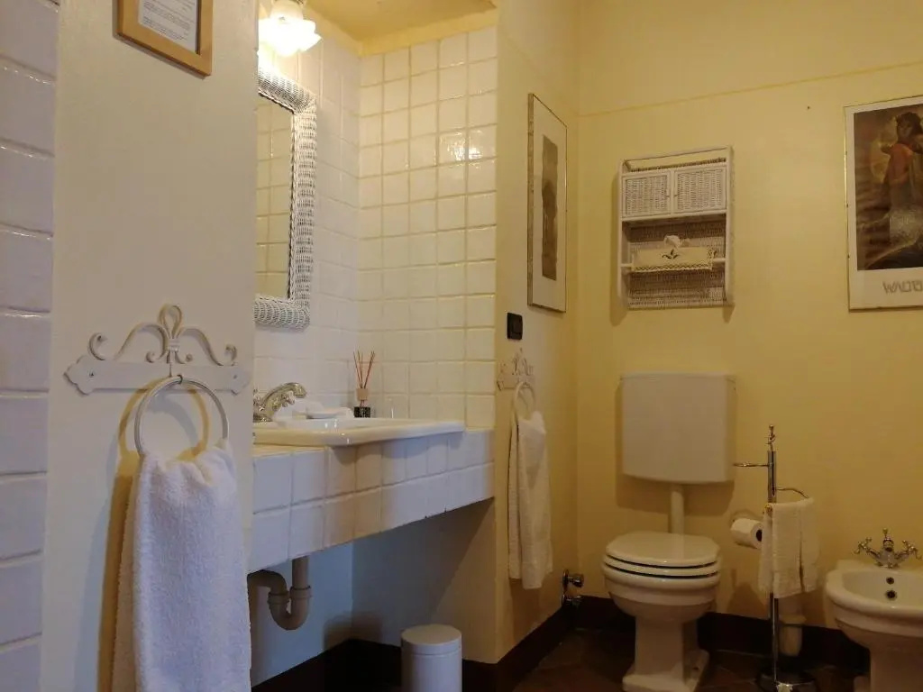 Comfort room