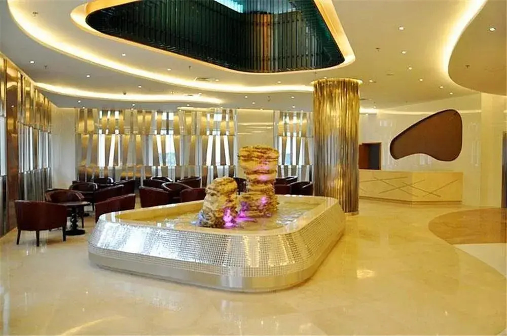 Lobby & Reception