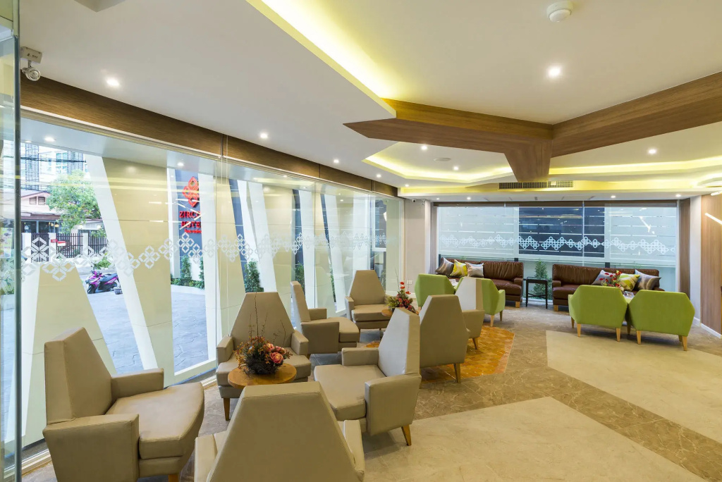 Zircon Hotel — фото