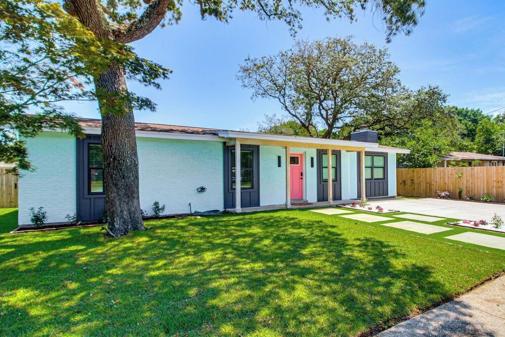 Family Home w/ Gazebo in Fort Walton Beach!