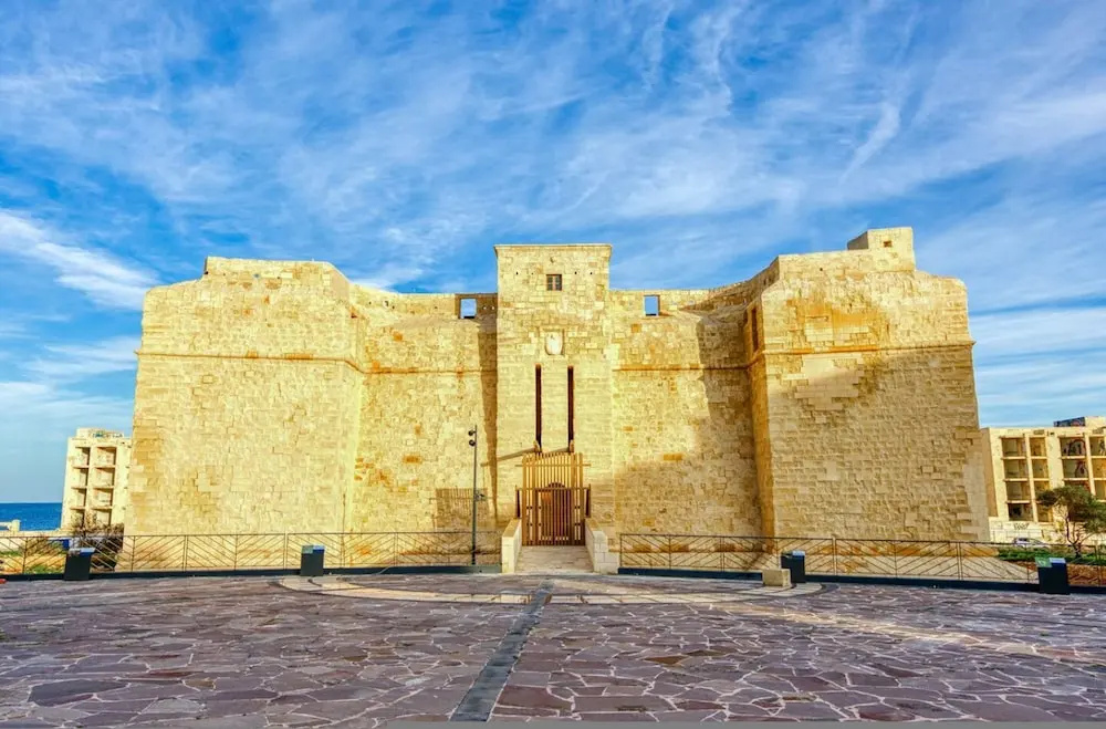 Charming Marsaskala Stay Balcony Seafront Walks