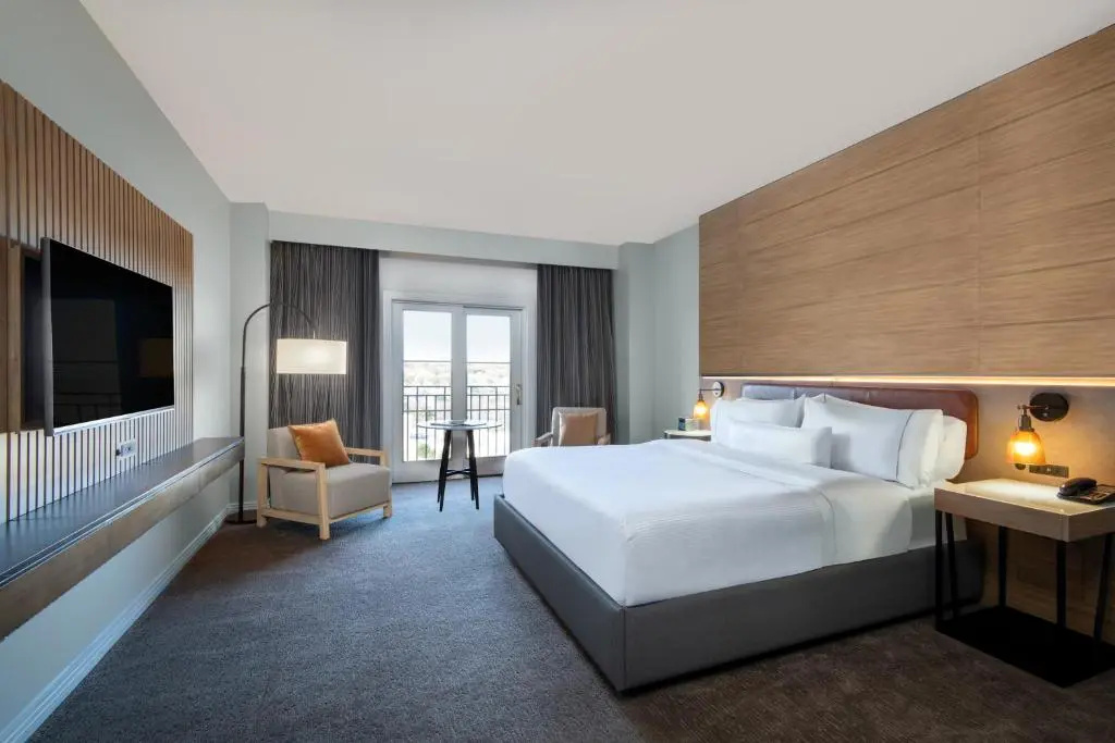 Standard room with balcony