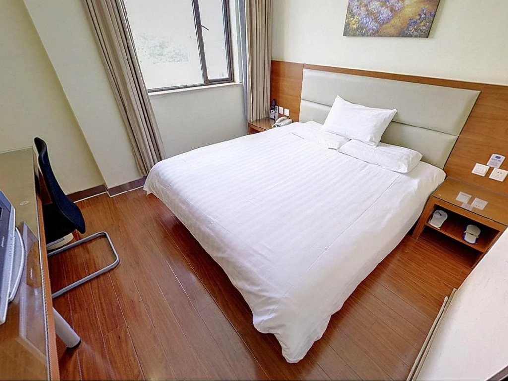 Hanting Express Hotel Shanghai Minsheng Road - Général