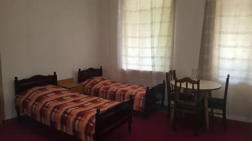 Standard Triple room with balcony