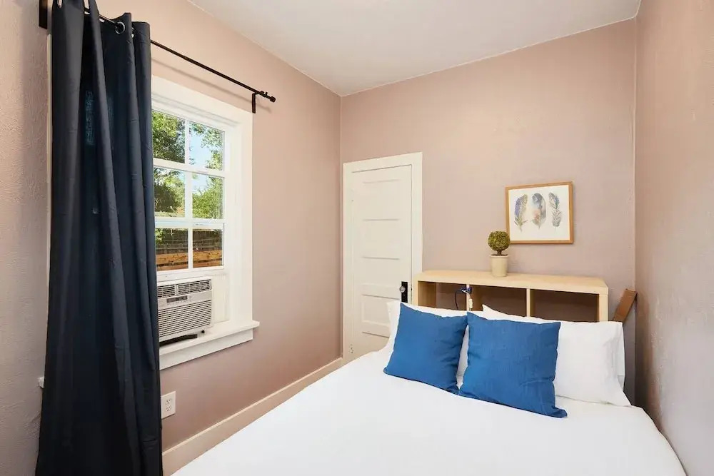 2BR Olympic Center Downtown — фото 4