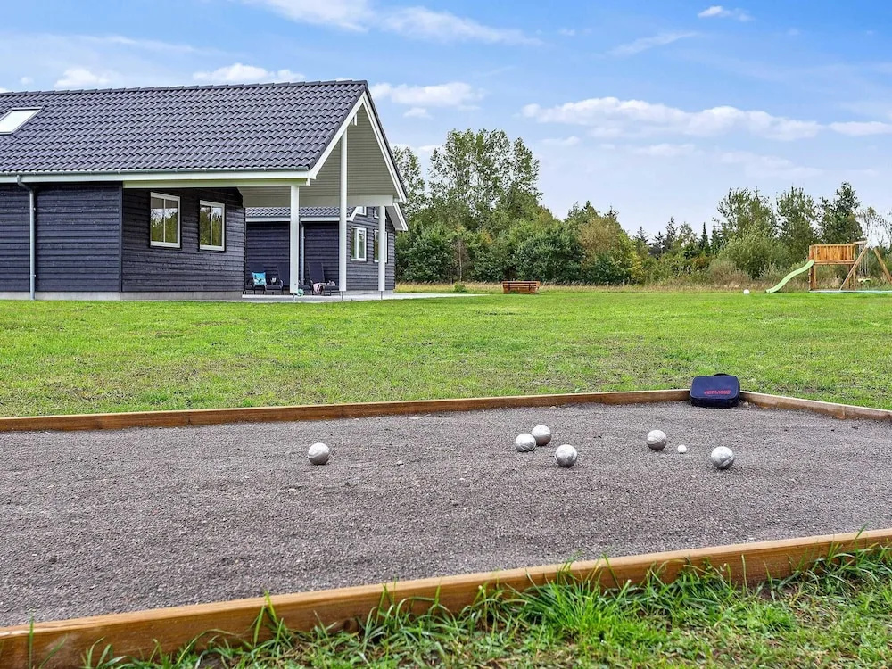 5 Star Holiday Home in Vaeggerlose