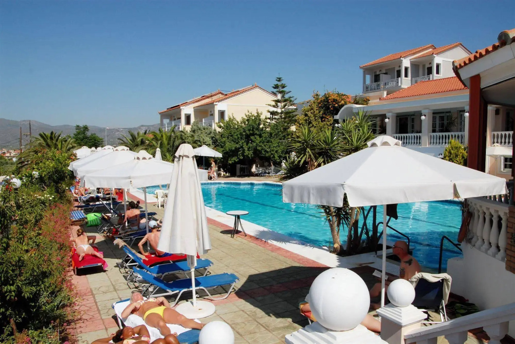 Hotel photo 12