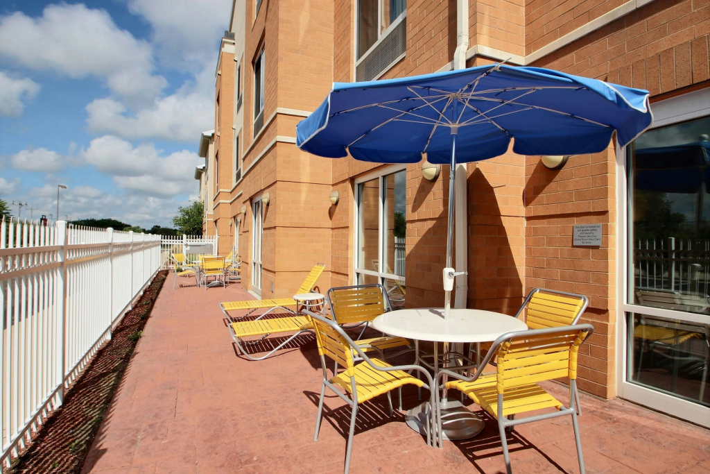 Fairfield Inn & Suites by Marriott Milwaukee Airport - Général