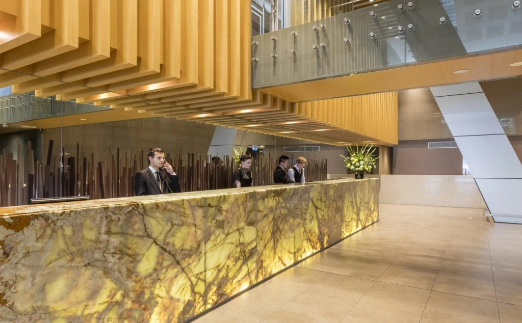 Meriton Suites World Tower - Général
