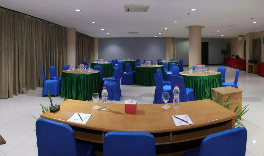 Hotel photo 12