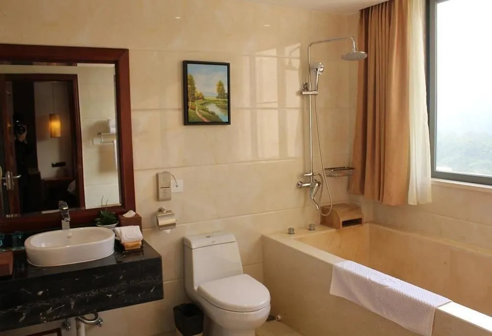 Yihua Riverview Hot Spring Holiday Hotel - Général