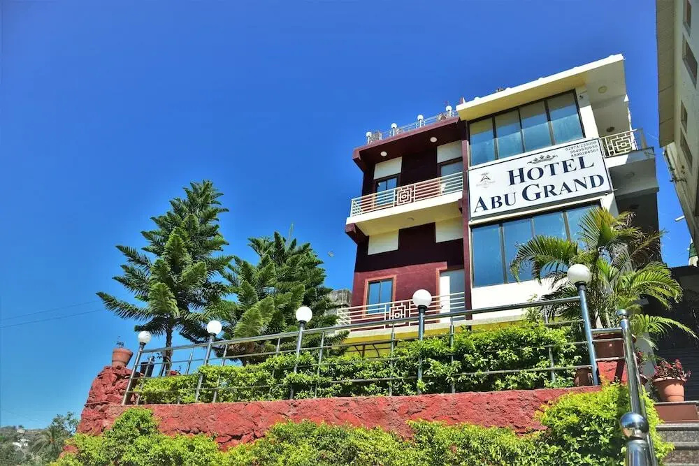 Hotel Abu Grand