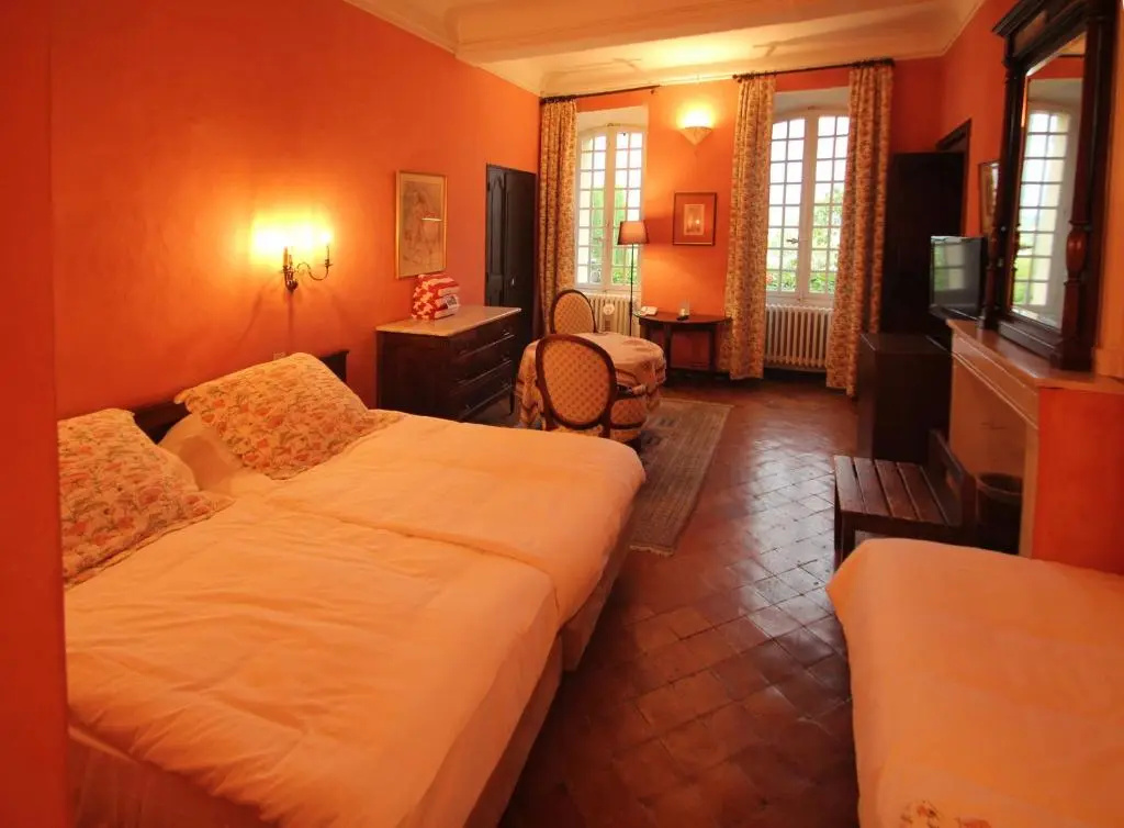 Superior Double room (full double bed)