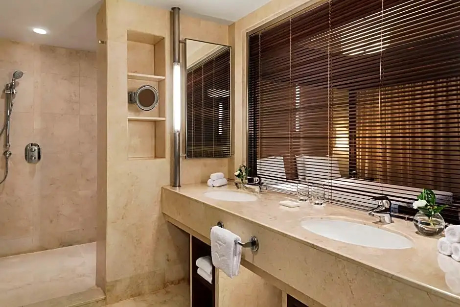 Shangri-La's Rasa Sayang Resort & Spa