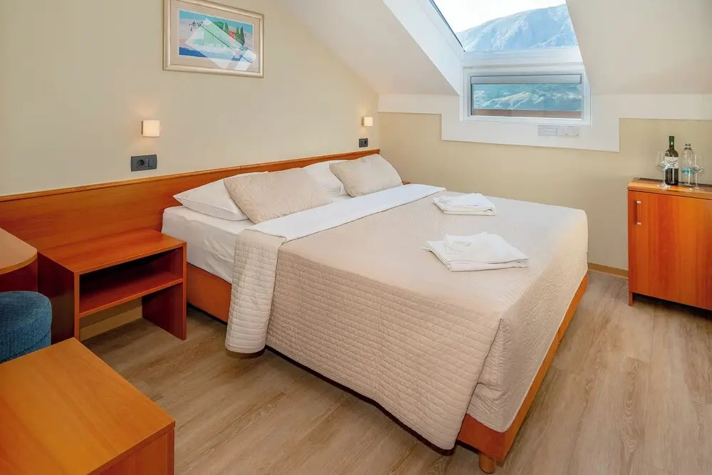 Hotel Dobrovit - Chambres