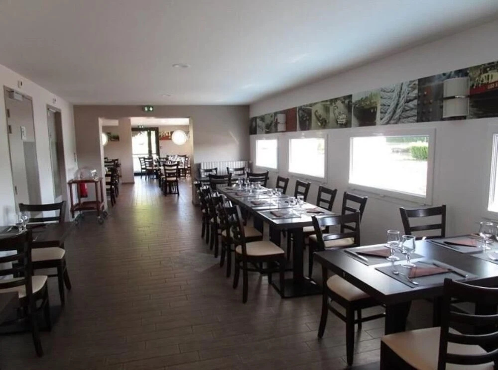 Food & Beverage