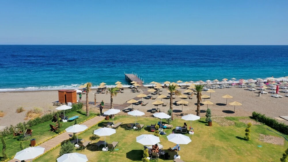 Beach & Waterfront