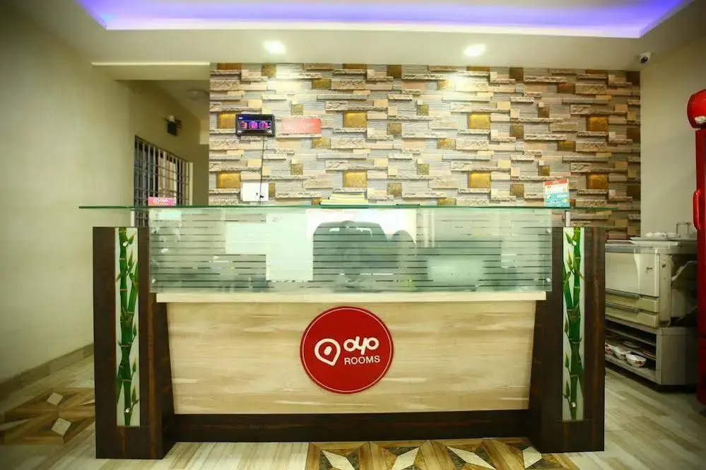 OYO 1223 Maruthi Residency