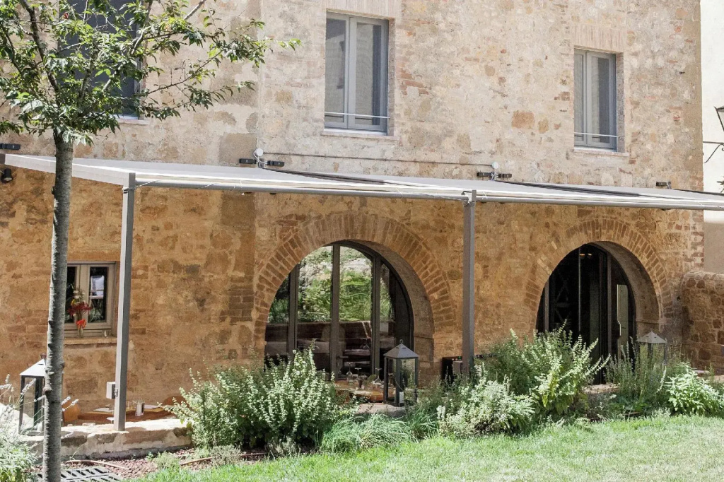 La Bandita Townhouse