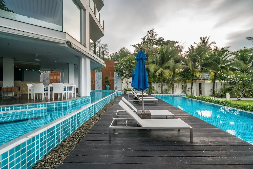 Hotel photo 12