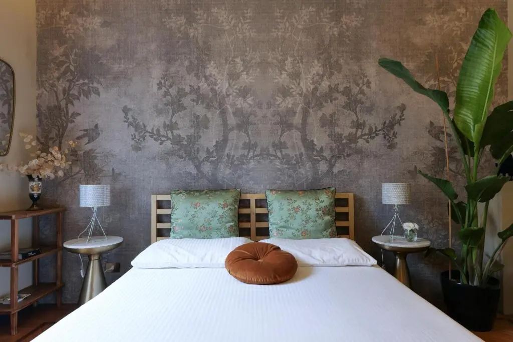 Deluxe Double room with balcony (full double bed)