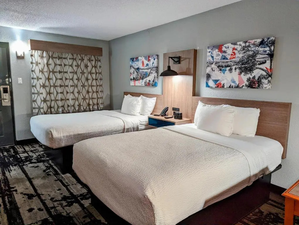 Quadruple Suite