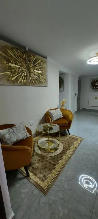 Homes of Ace Airbnb - фото 10