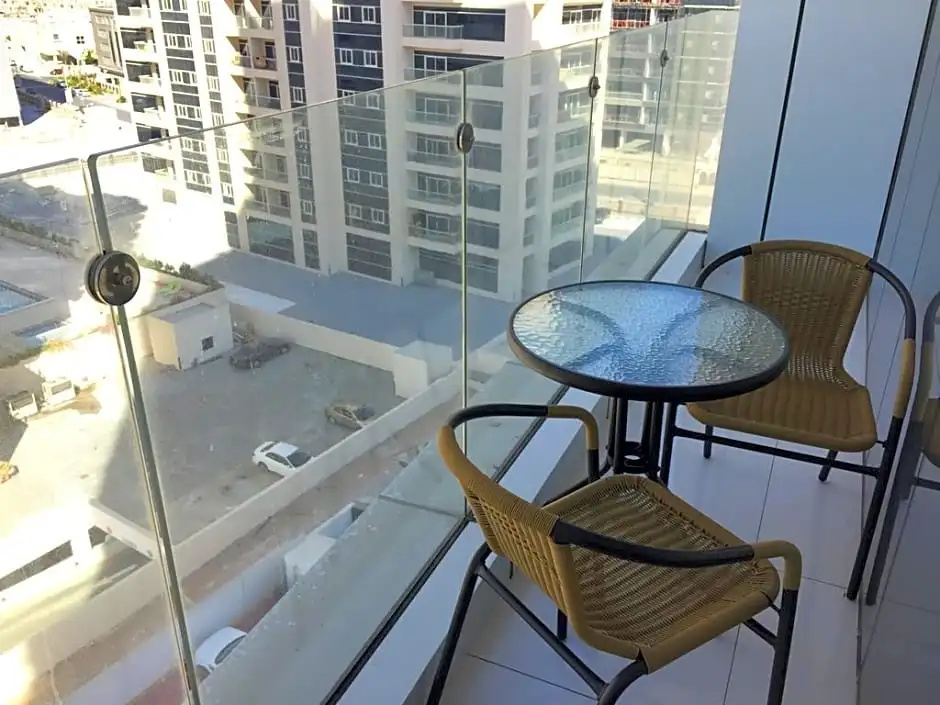 Giovanni Boutique Suites 6