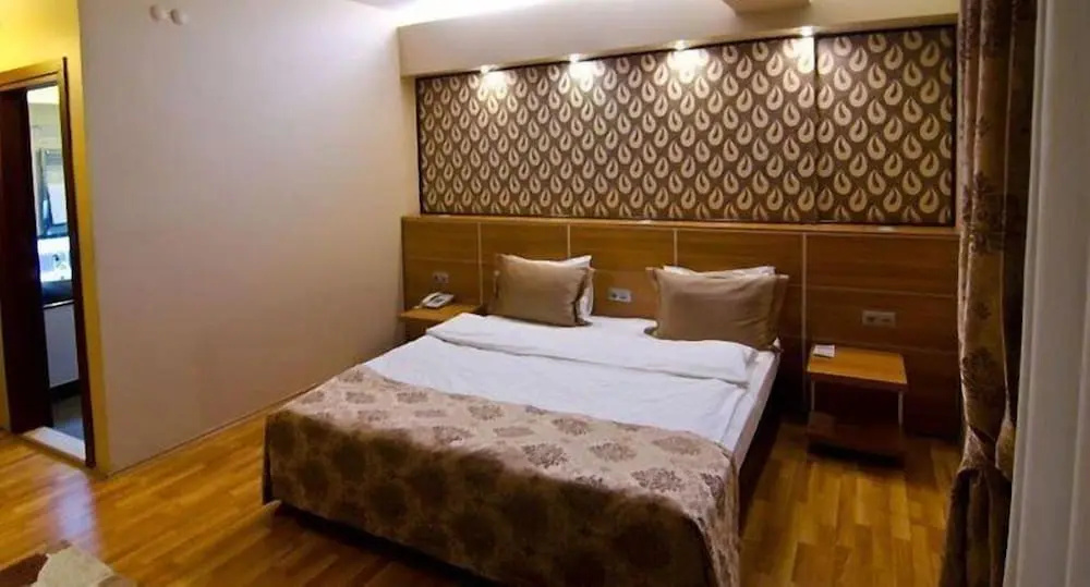 Roof Garden Hotel - Chambres