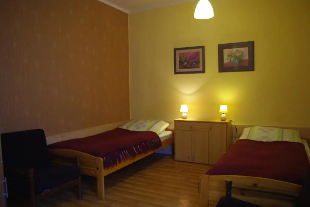 Economy room