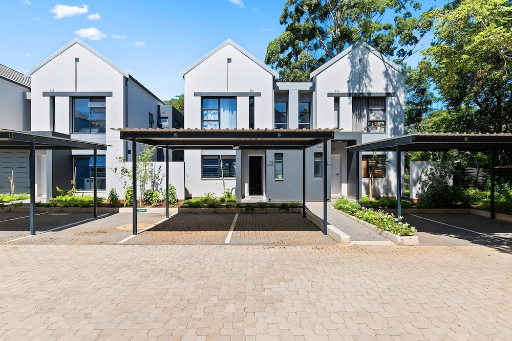 Woodlands Estate 22