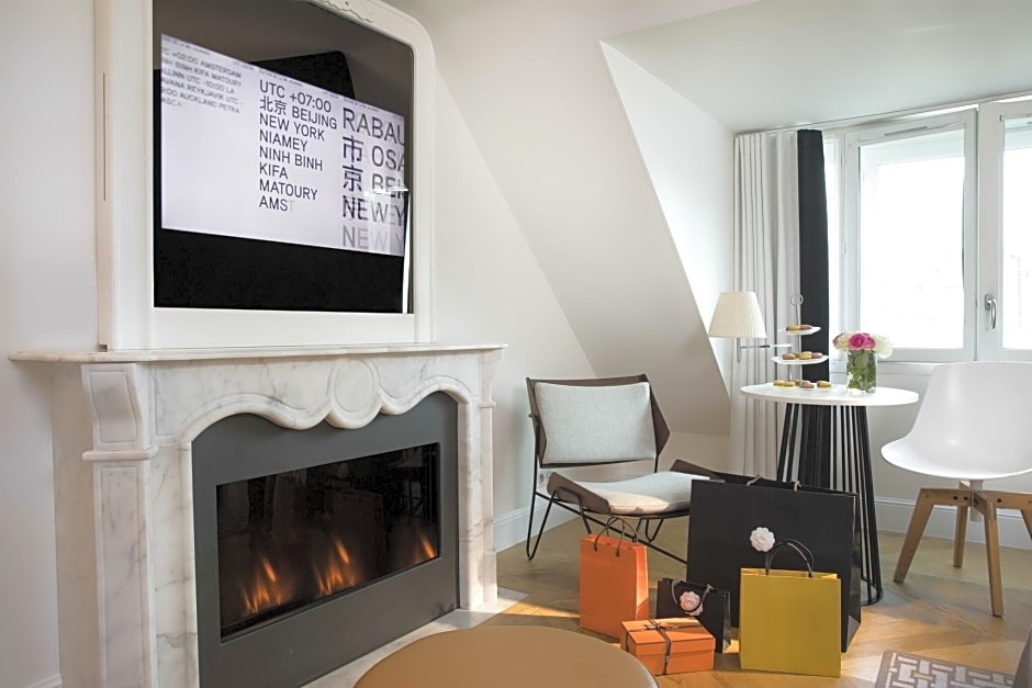 Hotel R de Paris 103
