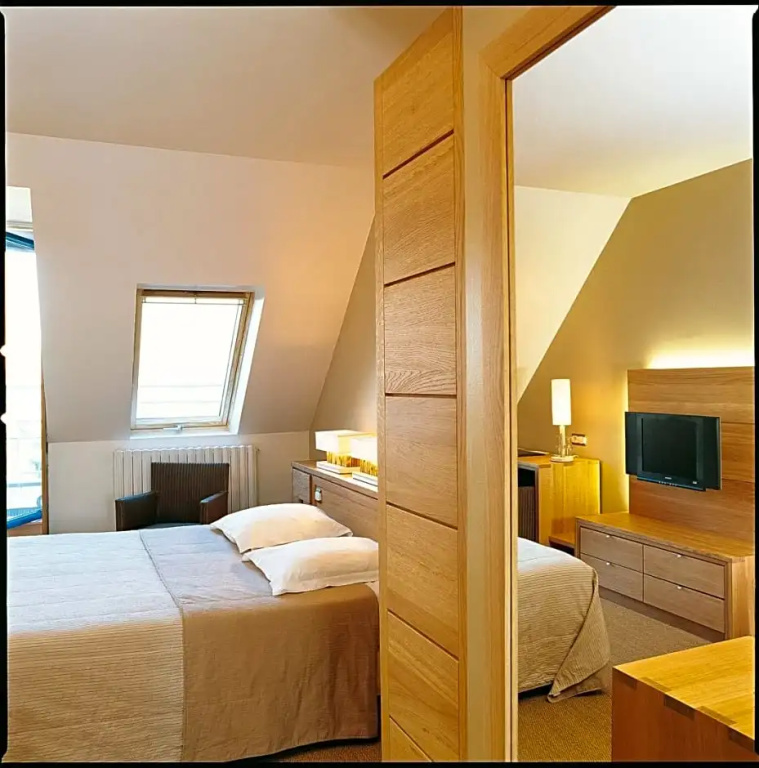 Superior Double room (full double bed)