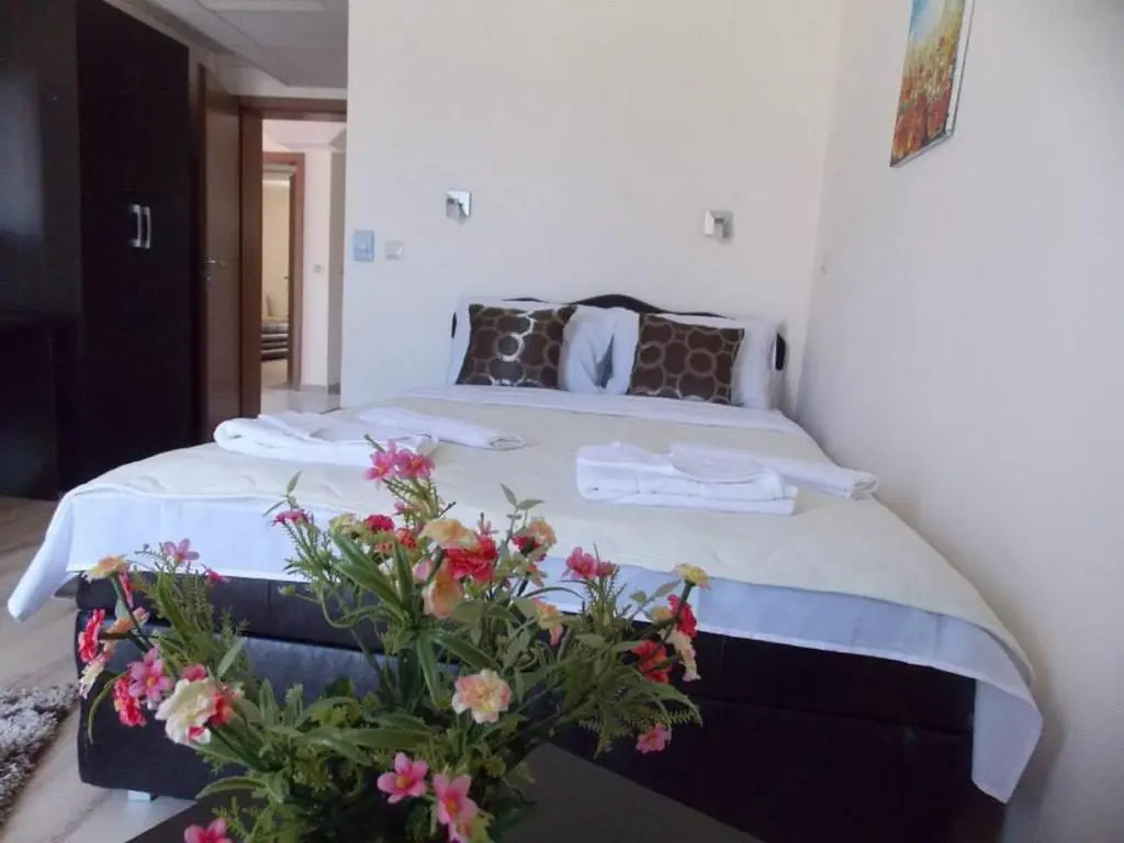 2 Bedrooms Suite