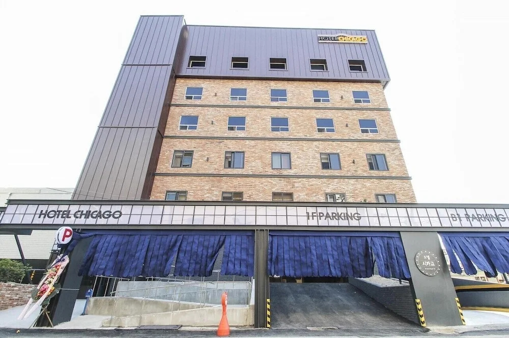 Hotel photo 1