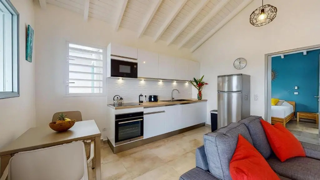 1 Bedroom Cottage with sea view