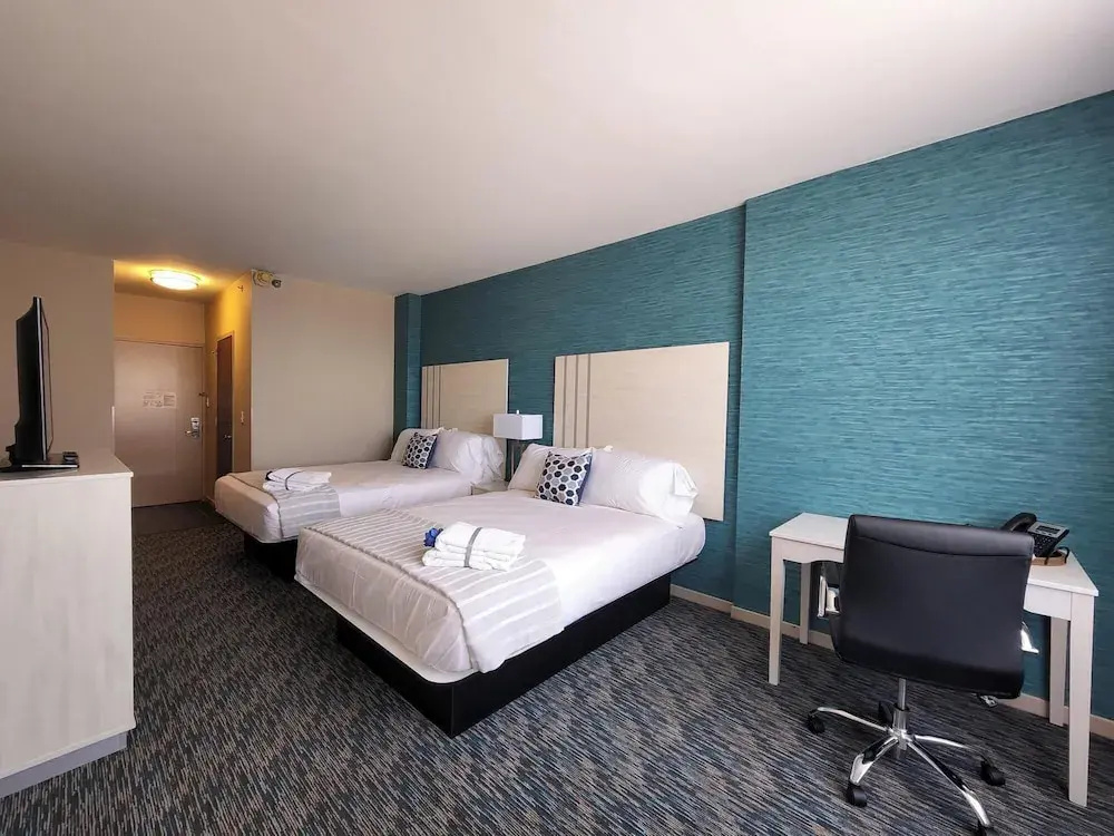 Classic Double room (full double bed)