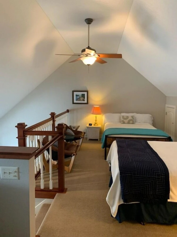 Unit 207 2 Bdrm/ 2 BA — 5
