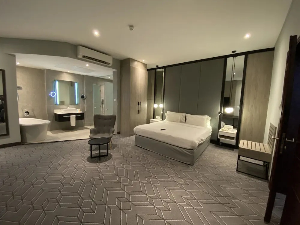 Suite with view