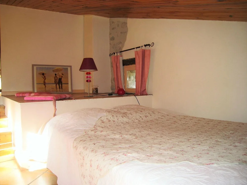 Voir la photo 2 — Chambre d'hôtes du Moulin de la Passere