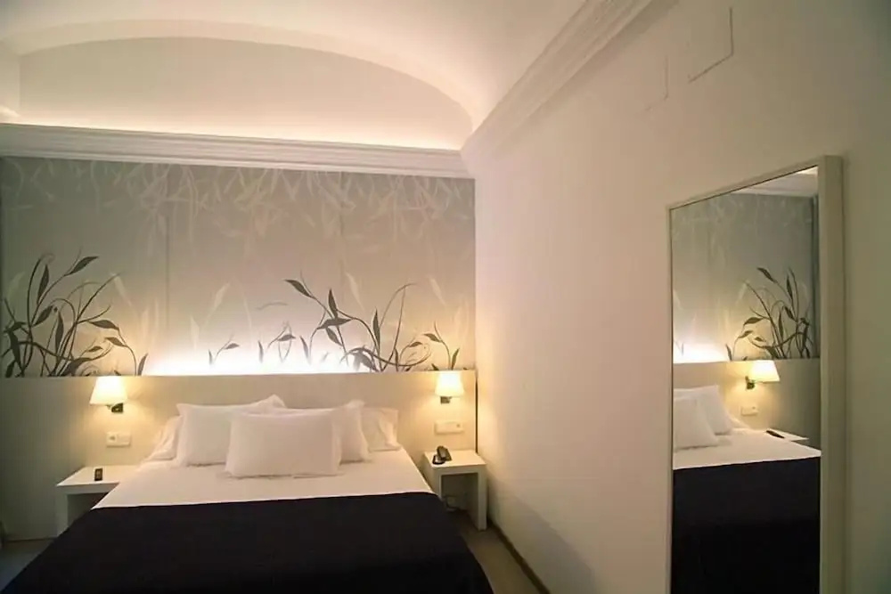 Hotel Mediterrani - Chambres