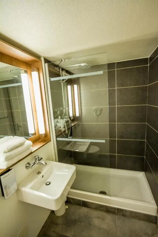Campanile Aix En Provence Ouest - Jas de Bouffan - Chambres