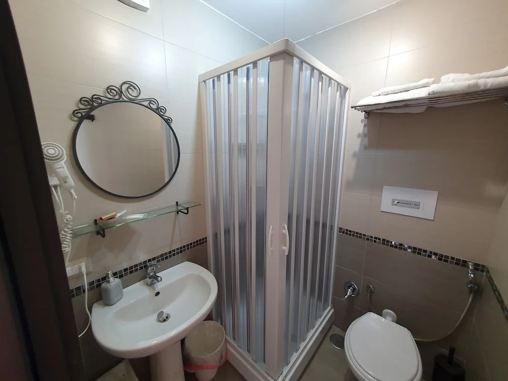 Comfort Double room with balcony (full double bed)