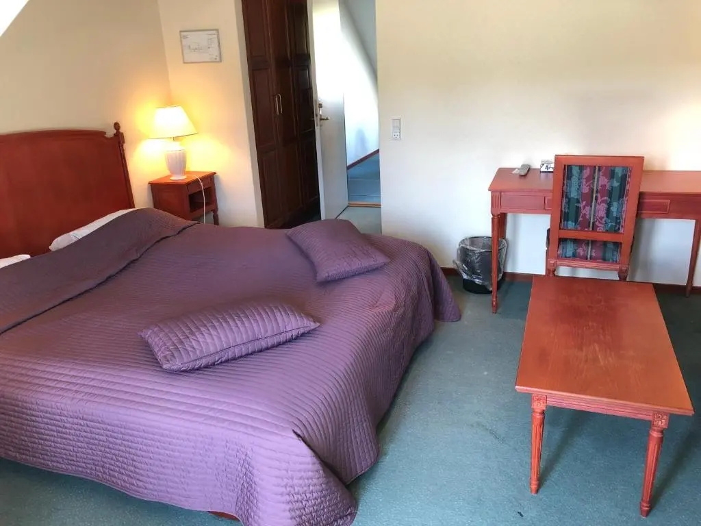Standard Double room with balcony (full double bed)