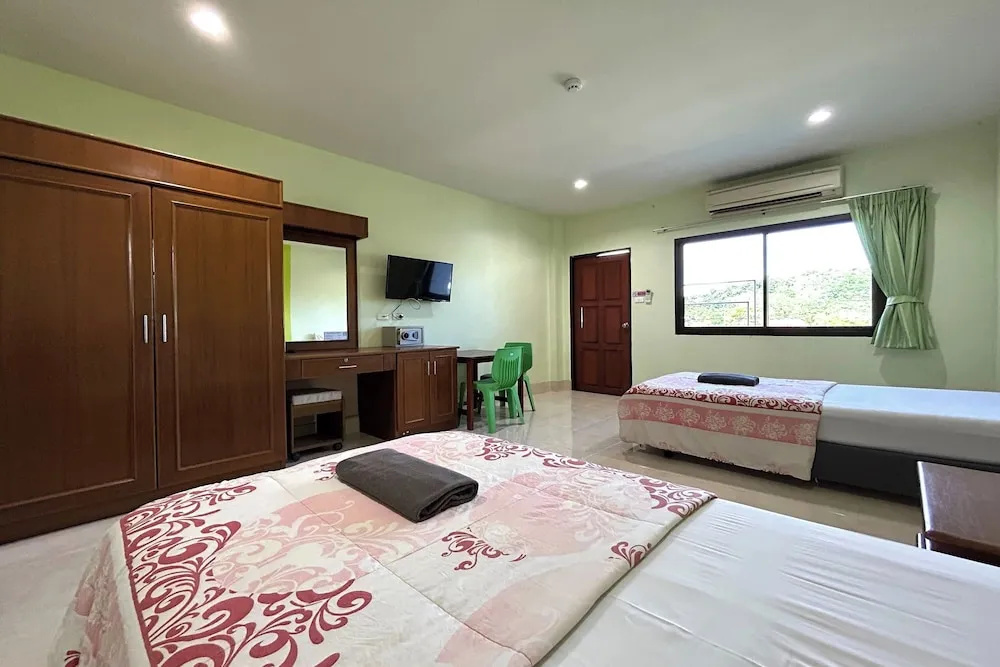 Standard Double room with balcony (twin beds)