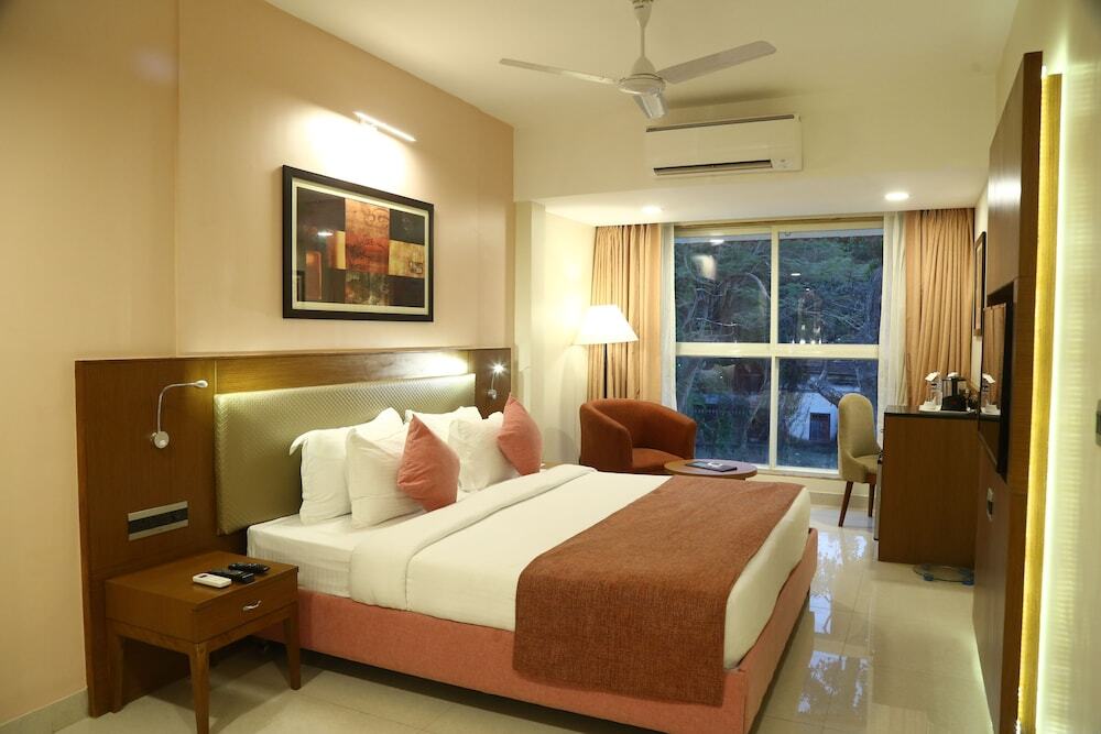 Evoke Lifestyle Candolim